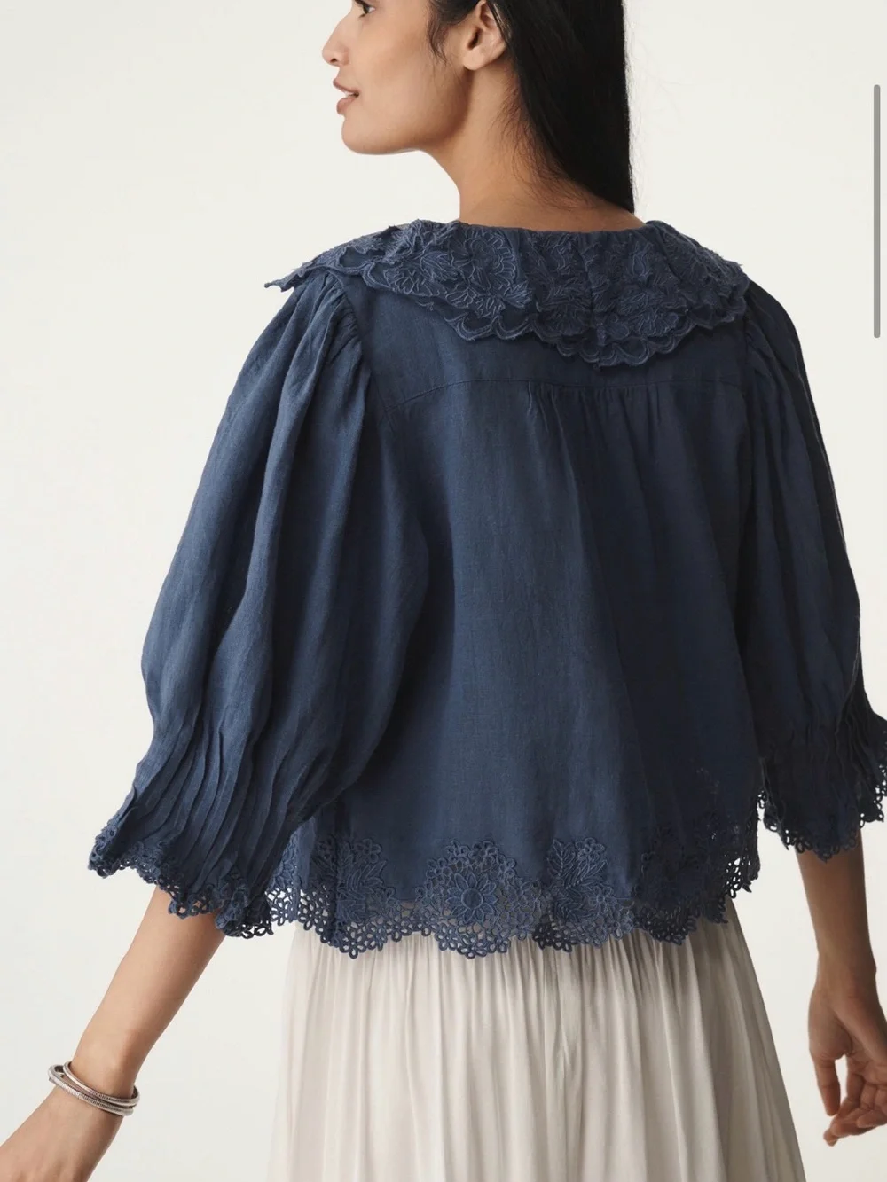 Linen Blend Lace-Collar Blouse - Picture 4 of 9